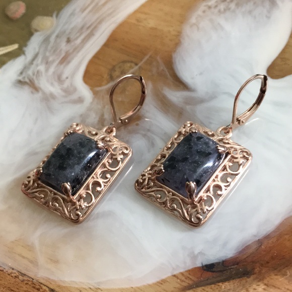 🖤Rosegold plated gemstone earrings - Picture 2 of 12